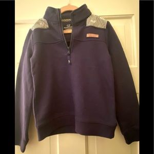 Vineyard Vines girl or by navy shep pullover size xs (5-6). Looks brand new!